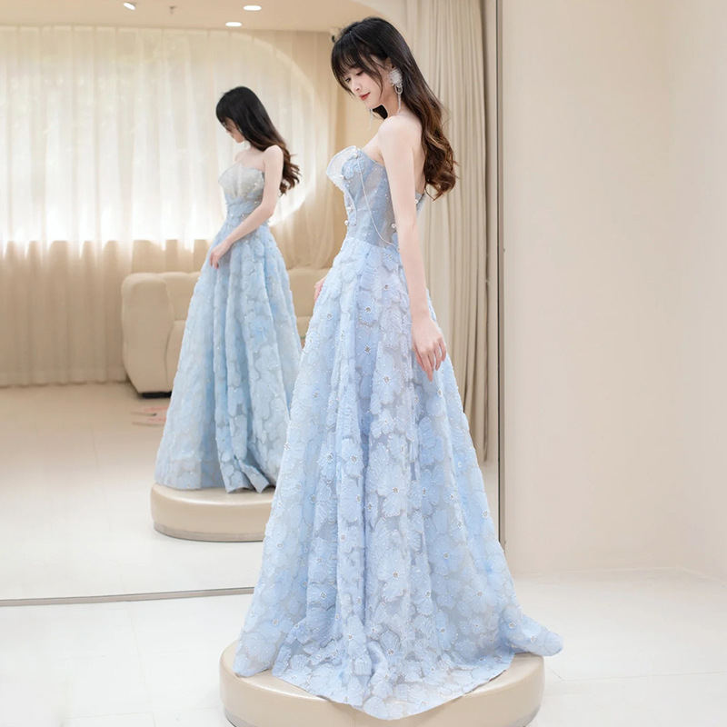 Vestido de Noche Azul Claro de Lujo sin Tirantes, Otoño 2025, Nuevo Estilo de Moda, Vestido de Presentadora de Pasarela