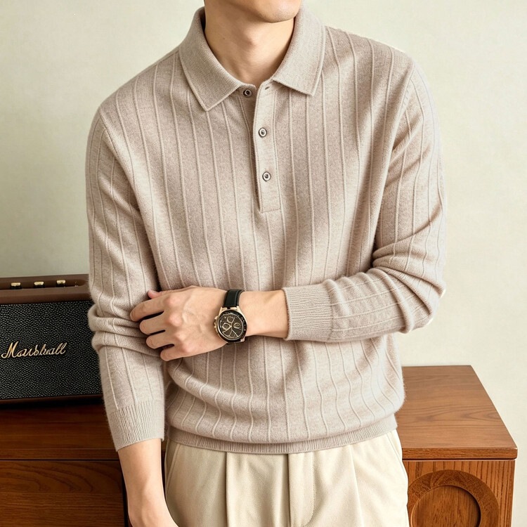 Men's lightweight, luxurious, and high-end autumn/winter polo-neck sweater, soft and comfortable, long-sleeved knit shirt in a "old money" style Men's lightweight, luxurious, and high-end autumn/winter polo-neck sweater, soft and comfortable, long-sleeved knit shirt in a "old money" style