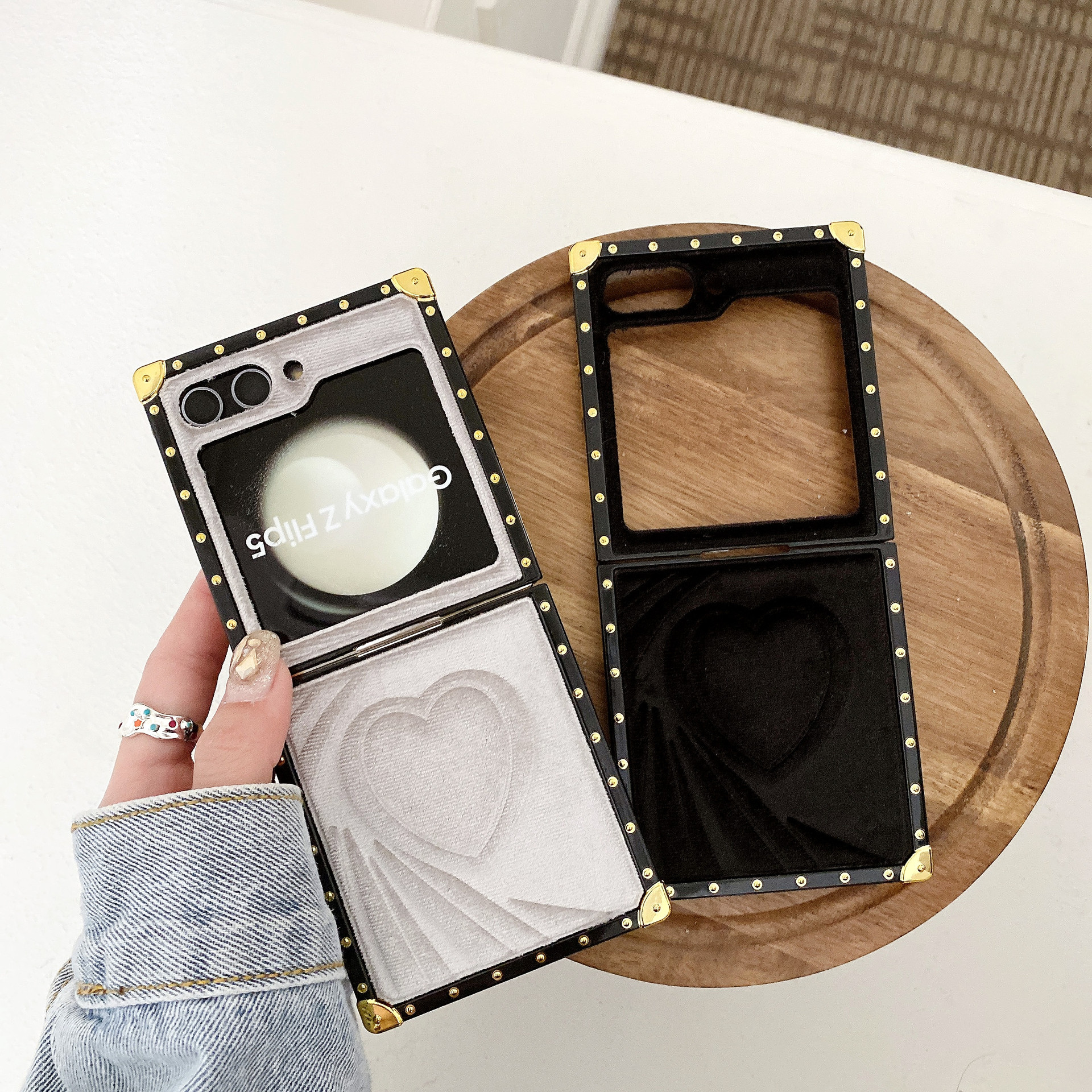Fashion 3d Velvet Love Folding Phone Case For Samsung Z Flip 5 4 3_voghion.com