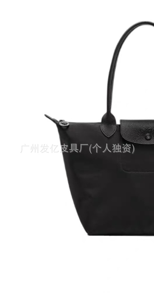 올블랙