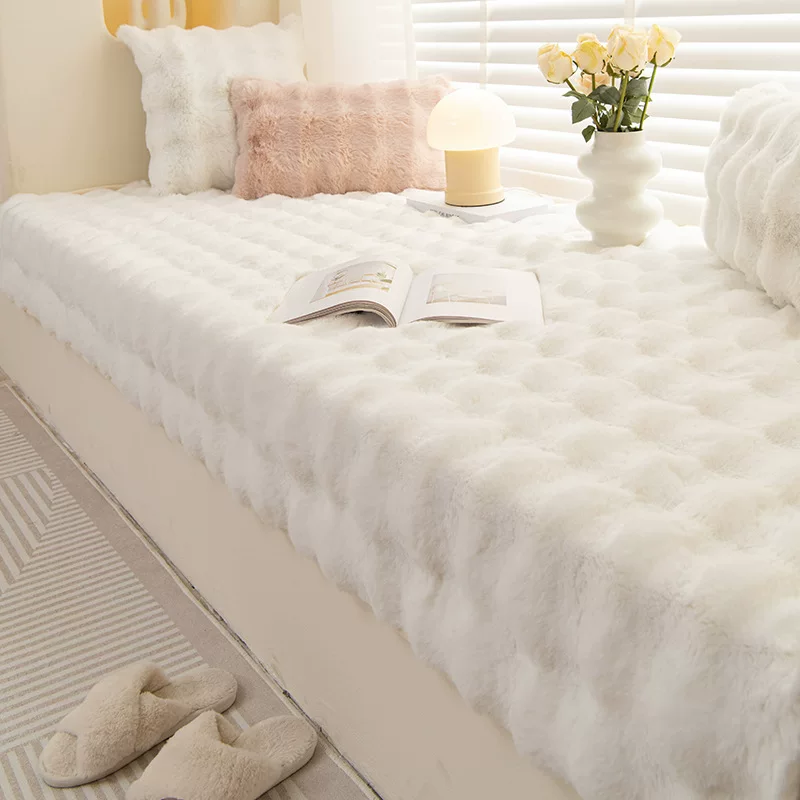 Non-slip keep warm pillow, 2023 collection