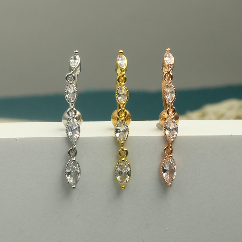 16G labret stud size and finish detail