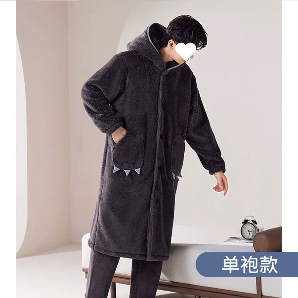 Dark gray claw long hair nightgown for men