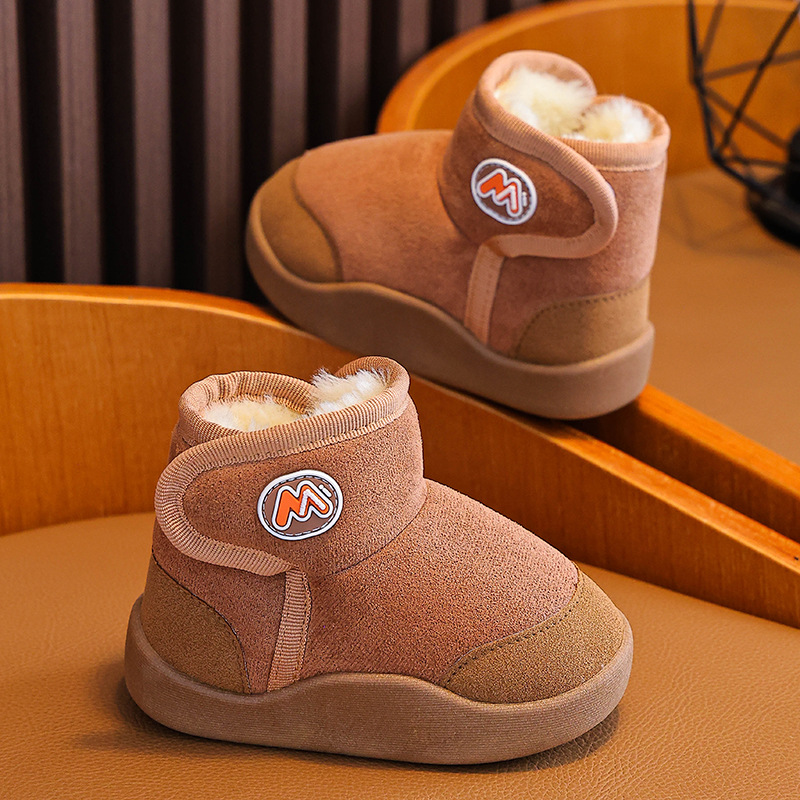 2025 botas de nieve de invierno nuevas zapatos de algodón para niñas calentadores zapatos de niñas zapatos de algodón de nieve para niñas