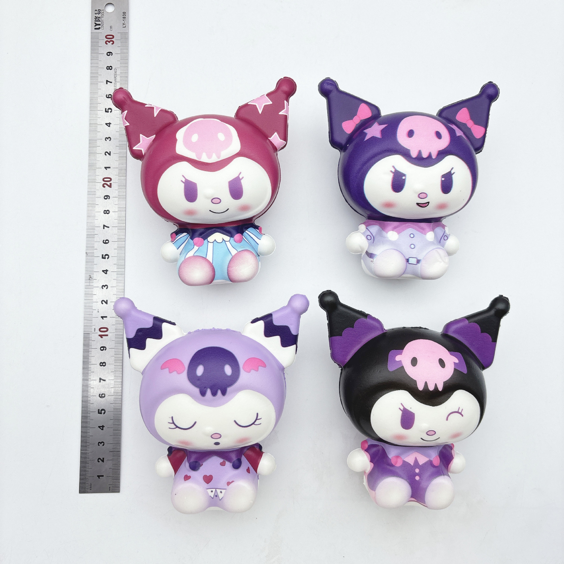 대형 쿠로미 랜덤배포 (12cm 메쉬백)