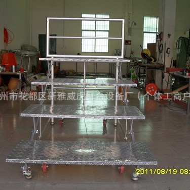 供应全铝合金合唱台，演出合唱台，折叠合唱台，学校合唱台