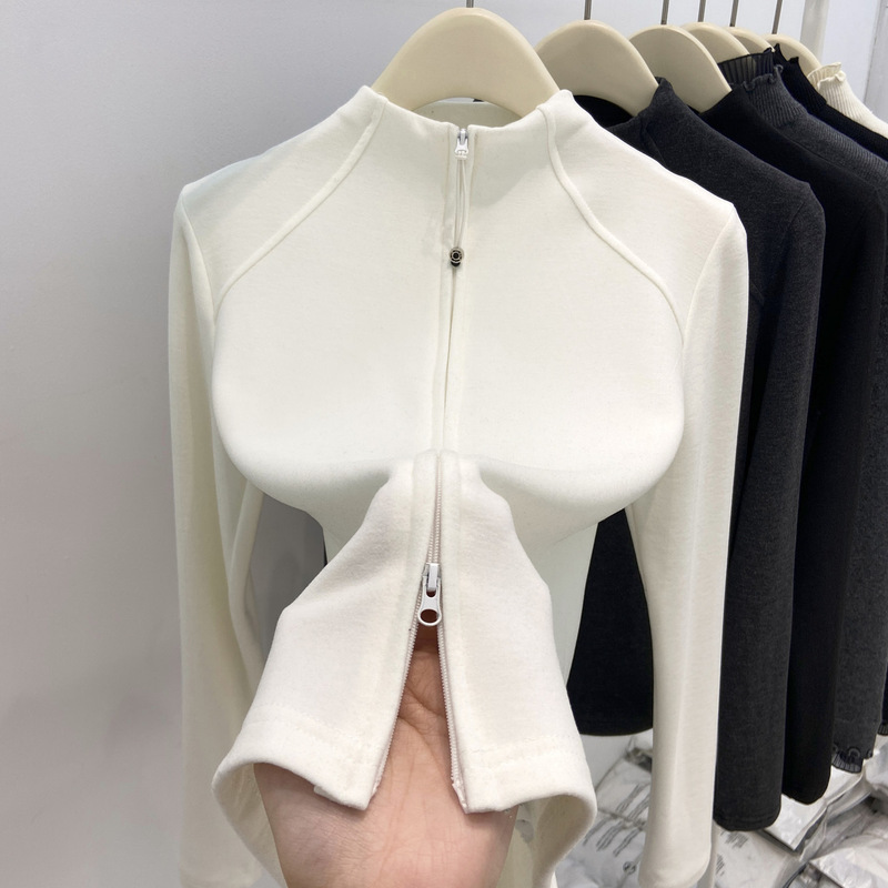 American Sports Style Half Turtleneck German Velvet Double Zipper Jacket for Women in Autumn and Winter Warm Slim Top Outer Wear Long-Sleeved T-Shirt American Sports Style Half Turtleneck German Velvet Double Zipper Jacket for Women in Autumn and Winter Warm Slim Top Outer Wear Long-Sleeved T-Shirt