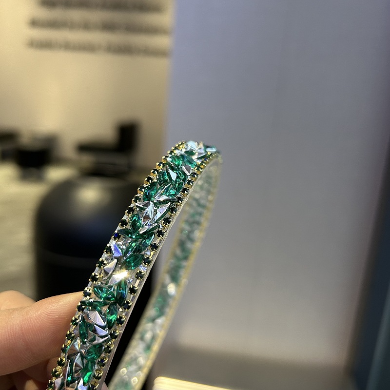 120g Weight Hair Band Hair Accessories Type 1 Piece Quantity Holiday, Daily Occasion Crystal Material Geometric Pattern All Seasons Season Women's Gender Vintage Style, Simple Style Style Vintage Style Simple Style Women's Geometric Crystal Hair Band 26