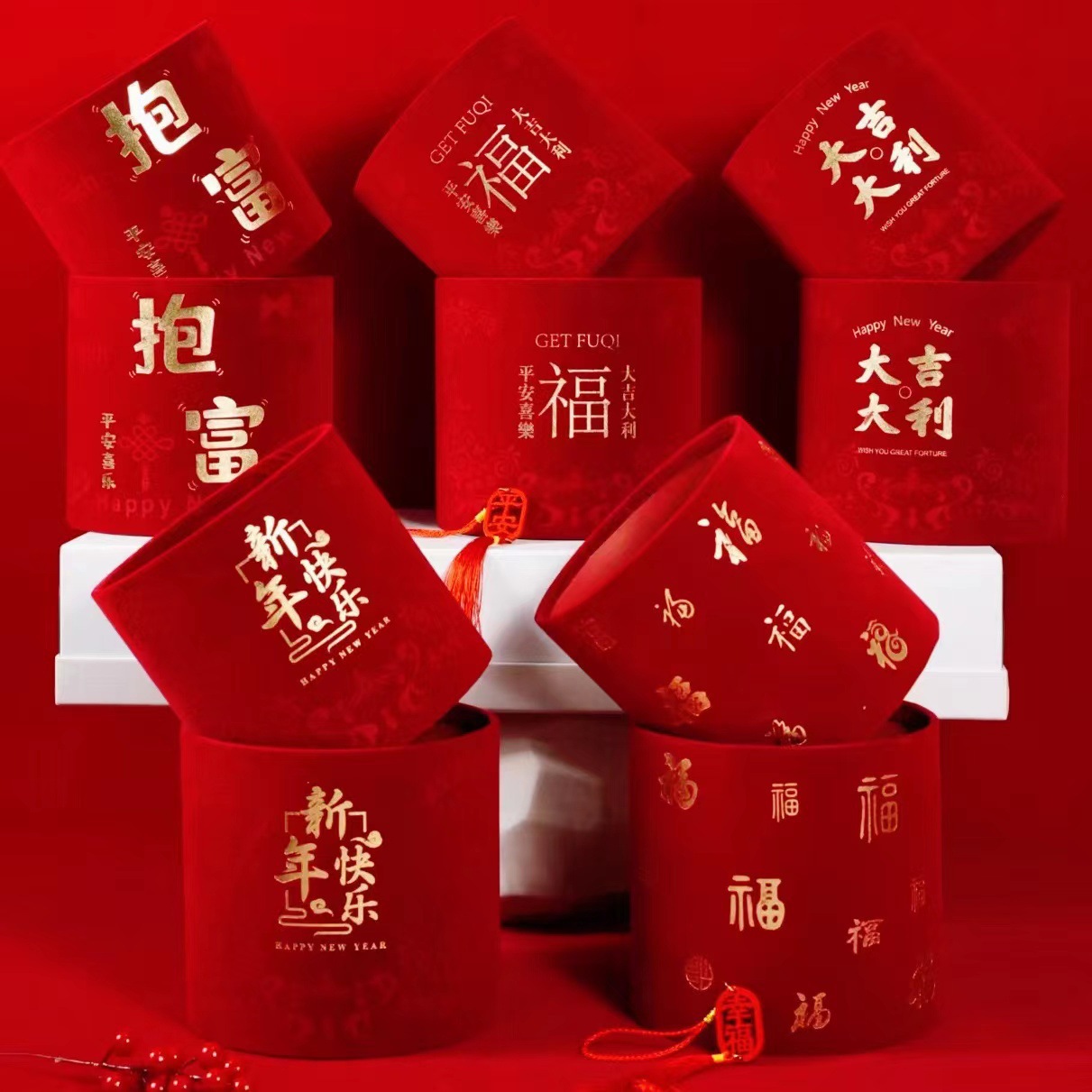 Barril de Año Nuevo cubierto de doble redondo estampado dorado rojo abrazar barril de tela de terciopelo al por mayor barril de flores de flores de Año Nuevo