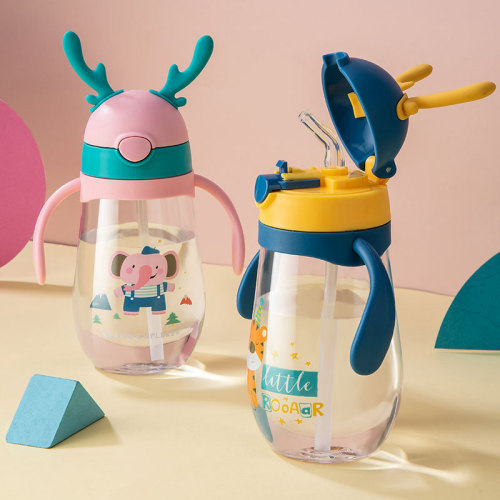 New children's straw cup cartoon cute water cup kindergarten baby drinking cup convenient handle strap anti-leak anti-fall