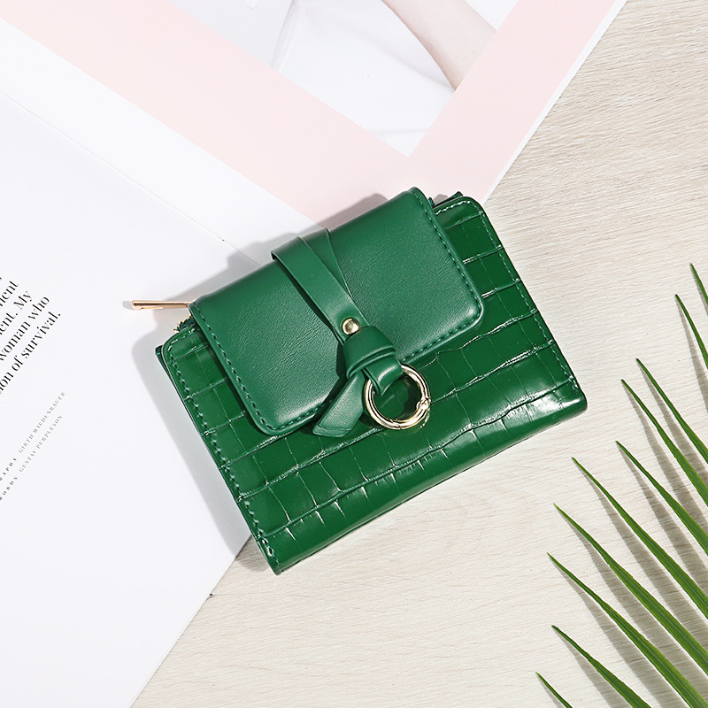 Cartera pequeña para niñas, estilo corto, versión coreana, dibujos animados bonitos, monedero compacto mini triple, tarjetero para estudiantes, tendencia transfronteriza.