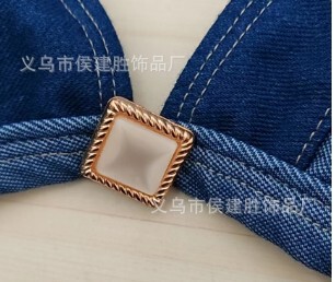 �ķ����������NƬ�~���ֿp��͹Ŵ����L���_��Ů�b�����o��