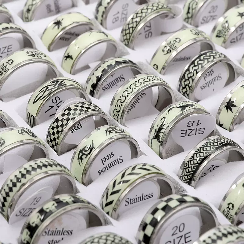 跨境爆款夜光混款戒指不锈钢夜光戒指不掉色情侣戒指抛光混款