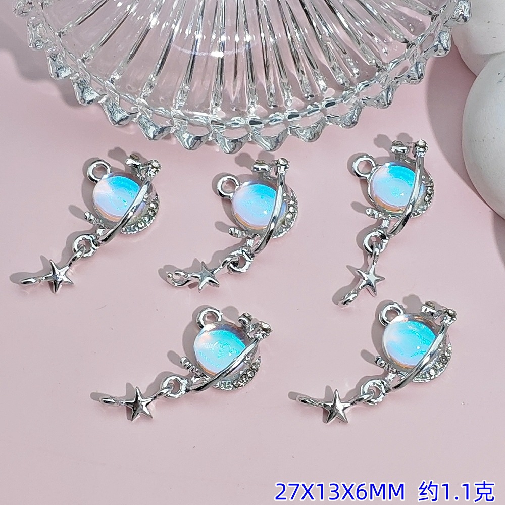 Exquisitos accesorios de joyería colgante de diamante de alta protección ultravioleta al por mayor collar DIY artesanal colgante de materiales de ropa de pulsera