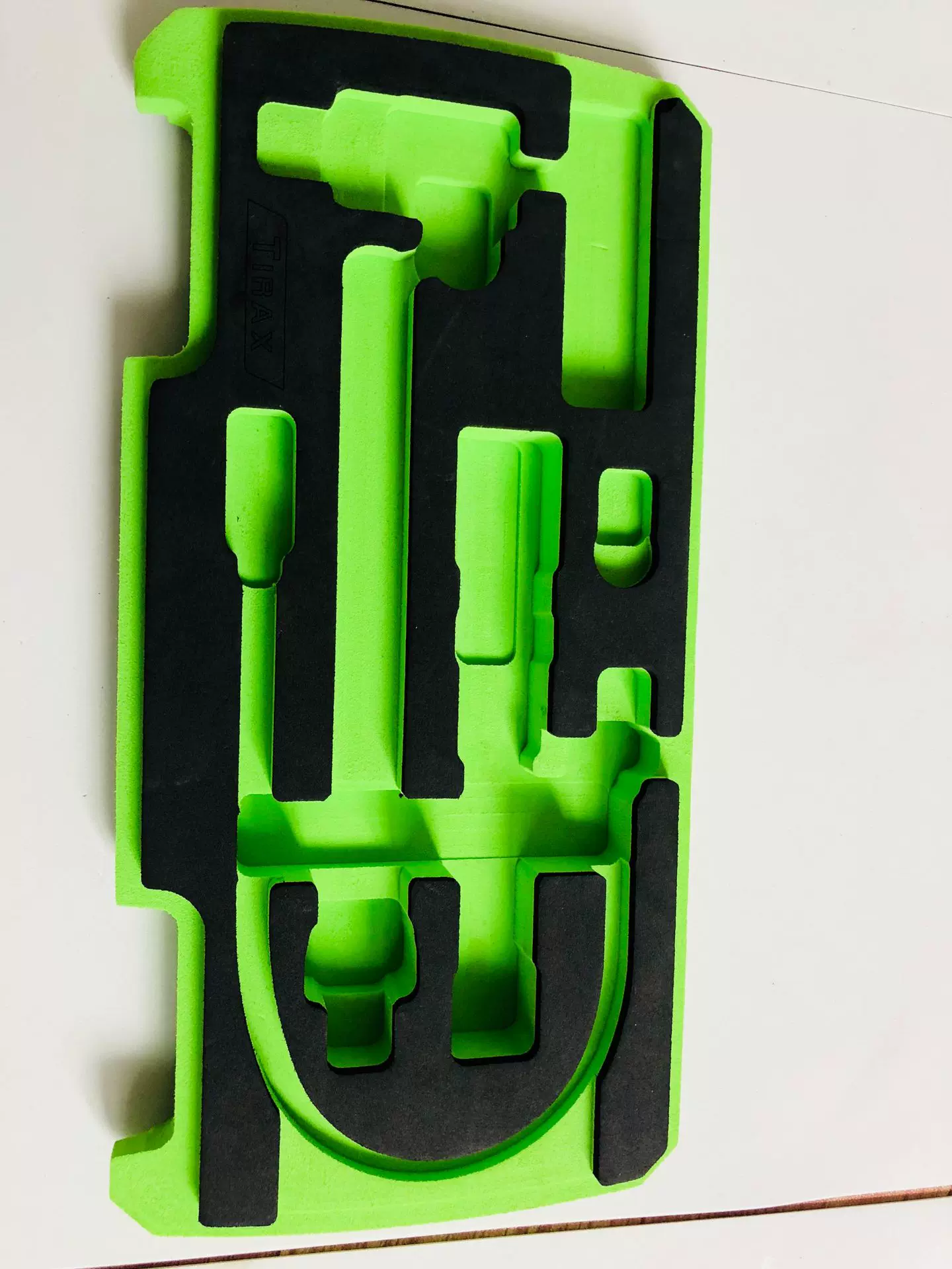 厂家直供模切EVA成品板材黑白色包装内衬海绵PE片材产品异形植绒