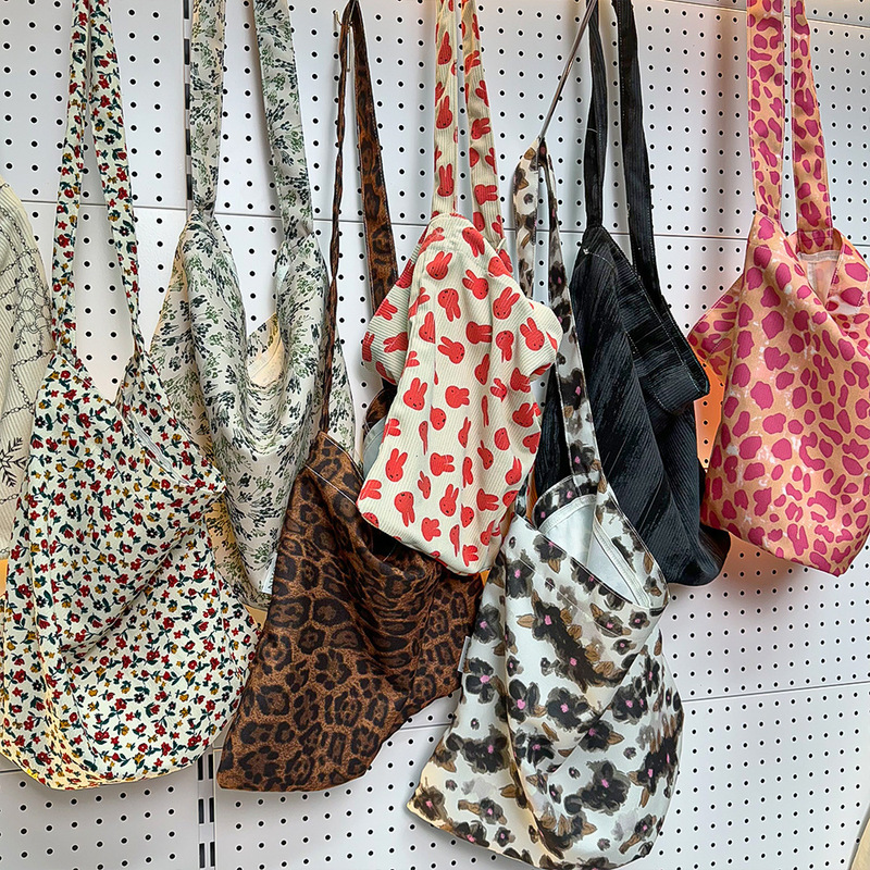 2025 Summer New Korean Style INS Style Floral Cloth Bag Fashionable Large Capacity Street All-match Underarm Bag Shoulder Bag