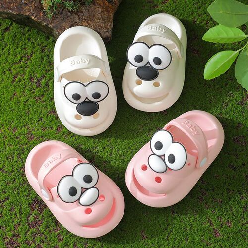Children's slippers summer children's soft-soled non-slip girls' hole-in-the-wall shoes boys' cartoon infants' baby slippers