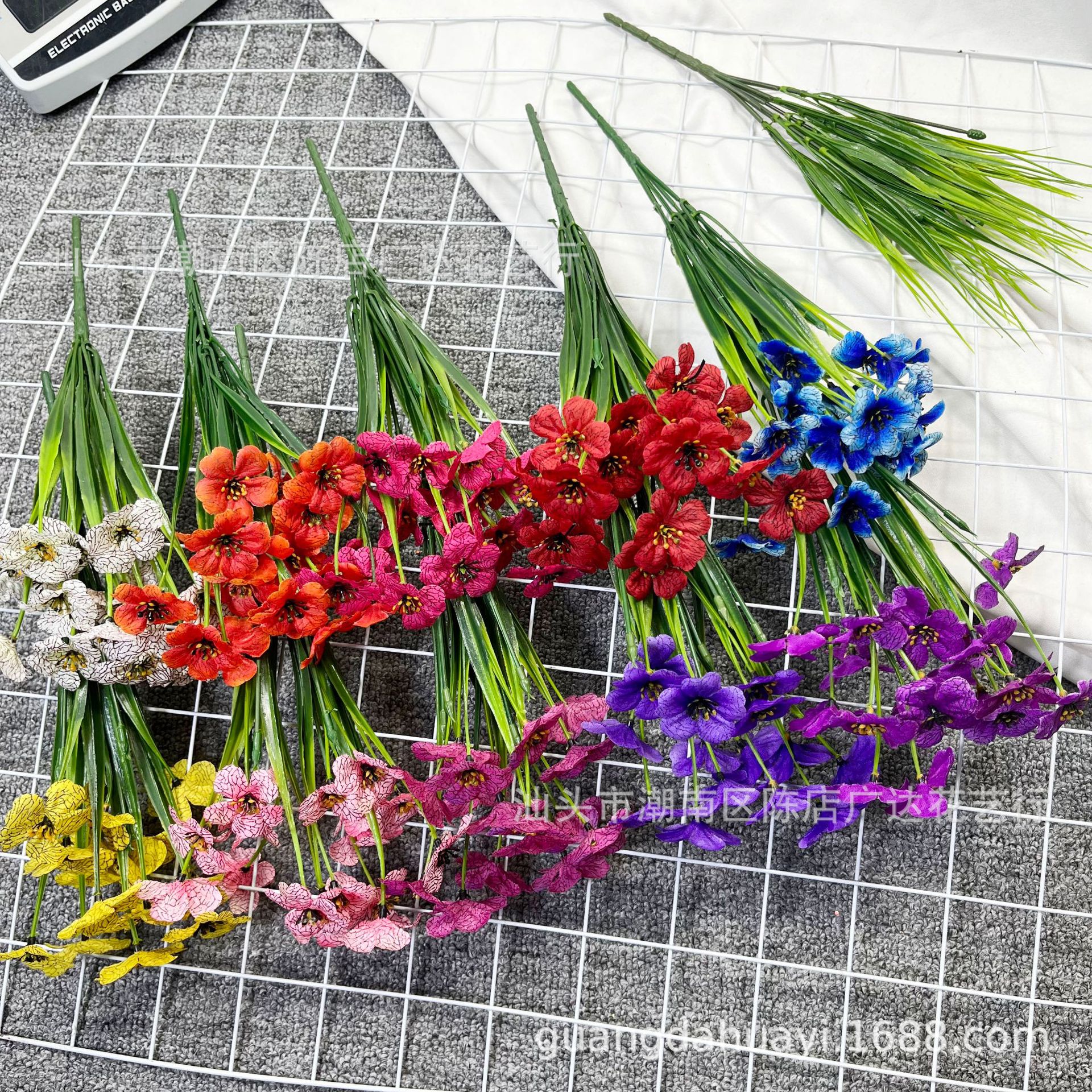 Pinduoduo Cross-border Amazon simulación ramo eucalipto violeta plástico flor falsa hogar boda decoración al aire libre