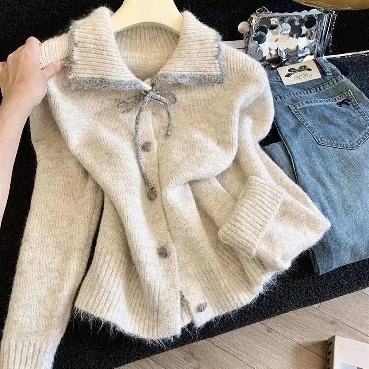 Trendy versatile sweater knit top, Korean style, turn-down collar, long sleeve, spring fashion new style, age-reducing bow top Trendy versatile sweater knit top, Korean style, turn-down collar, long sleeve, spring fashion new style, age-reducing bow top