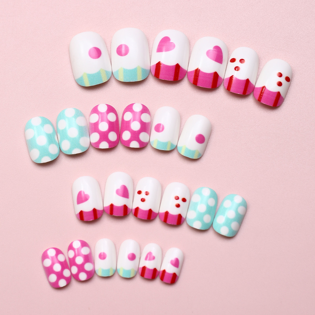 24 piezas de uñas animales dibujos animados niños pegatinas de uñas 3D pegatinas japonesas rosa chica ondas cardíacas puntos de uñas