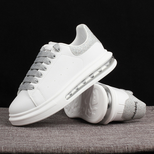 Best-selling trendy classic cushioned white shoes for men and women, couple's matching skate shoes.