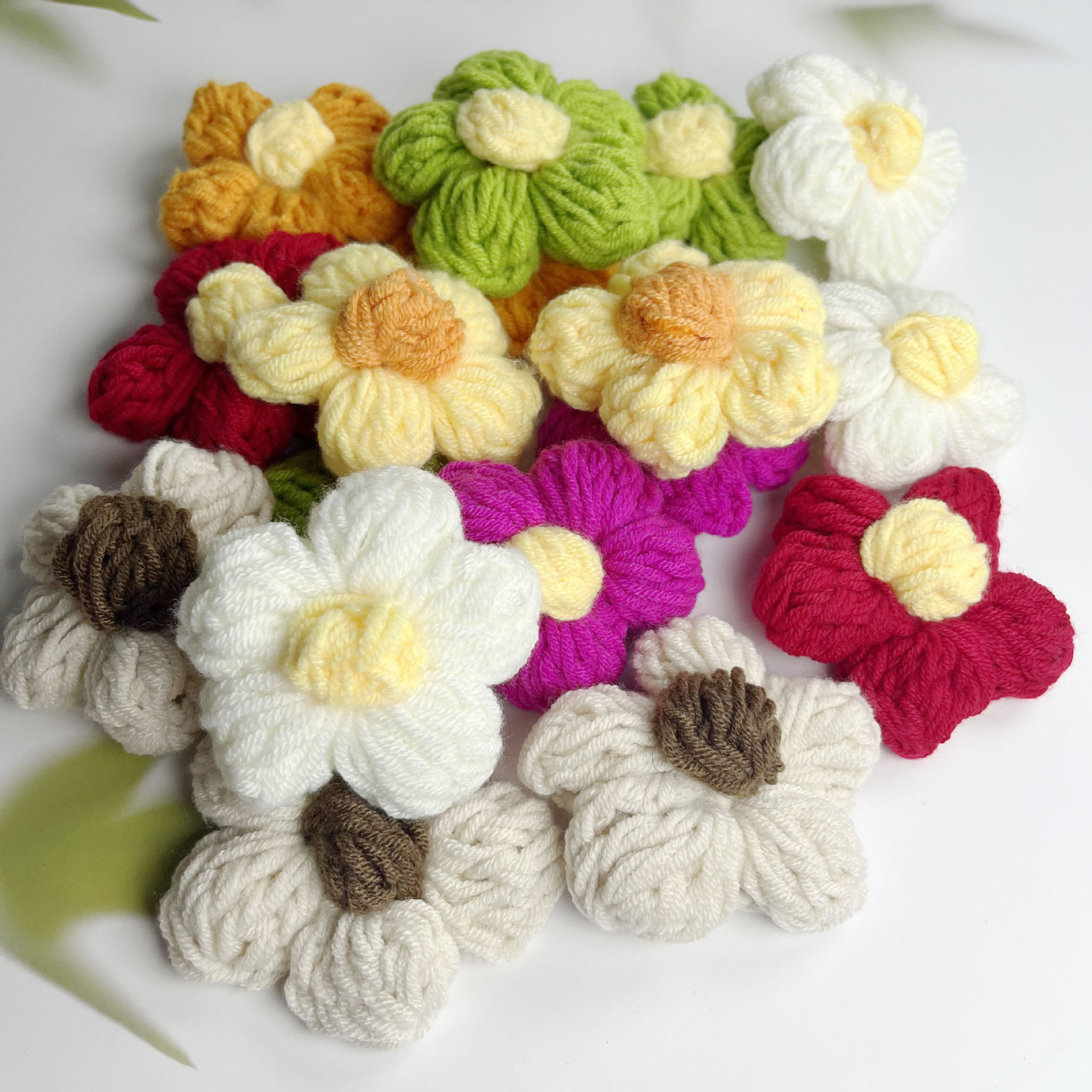 7cmDIY编织毛线花朵手工钩织泡芙花发饰服饰配件小花发夹跨境热销