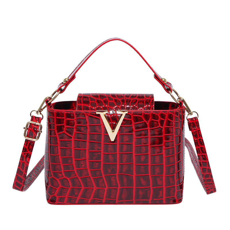 Crocodile Pattern Shoulder Bag For Women Large Trendy Handbag_voghion.com