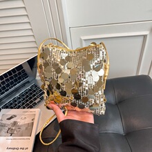 2026�n��ins��Ƭ������r���������°�С���OӋ�μ�б���