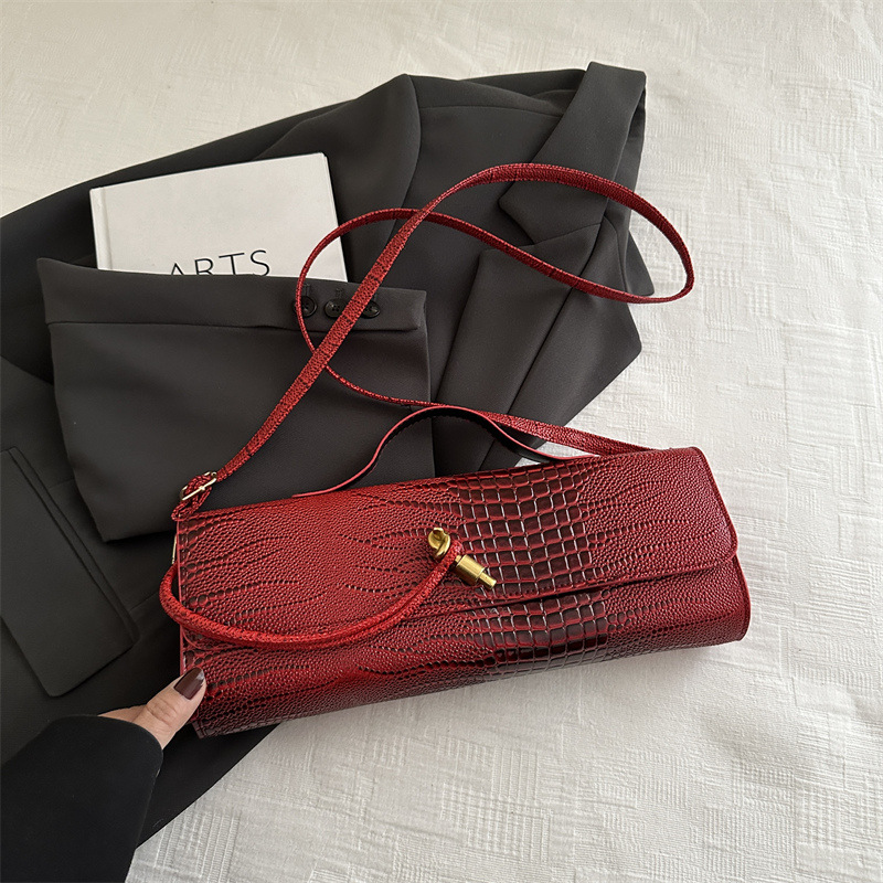 Nuevo bolso mujer moda europea y americana 2025 verano casual pequeño bolso cuadrado personalidad moda estilo occidental bolso de mensajero de un solo hombro mujer