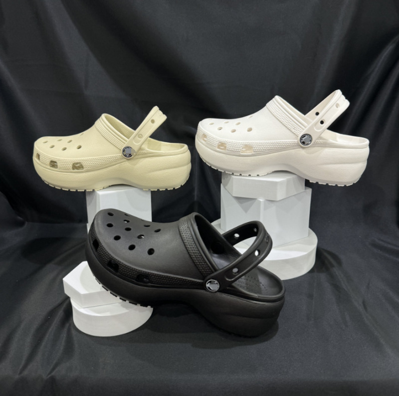 Guangzhou Cro Clogs Summer Cloud-Style Women's Eva Beach Shoes, Height-Increasing Thick-Soled Slippers, Non-Slip Sandals Guangzhou Cro Clogs Summer Cloud-Style Women's Eva Beach Shoes, Height-Increasing Thick-Soled Slippers, Non-Slip Sandals