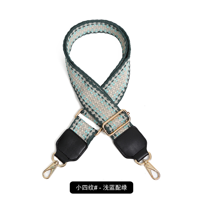 작은 네 줄 - 연한 파란색과 녹색