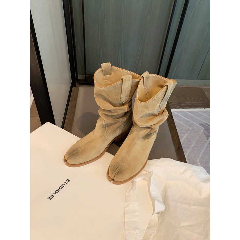 Kurze Westernstiefeletten aus Leder für Damen mit offener Spitze und klobigem Absatz_voghion.com