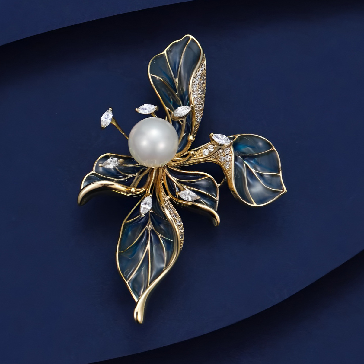 Exquisite Iris Flower Brooch High-end Women's Temperament All-match Pearl Corsage Light Luxury Design Sense Pin Suit Accessories