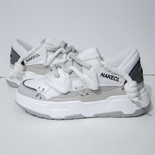 Urban Trend Instagram Style Academic Niche Fashion Thick Sole Black Leather Shoes for Men Chic Retro Height Increasing Couple Dad's Sneakers