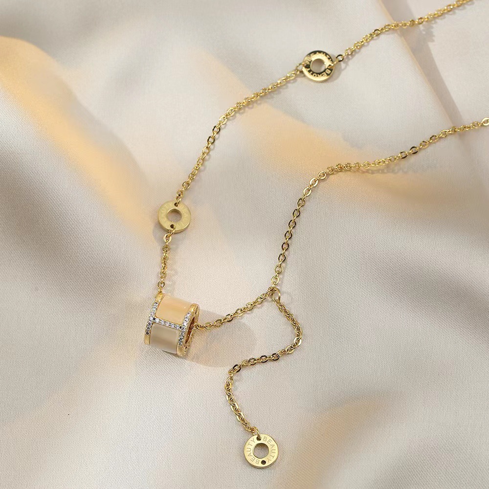 Halskette weiblich internet berühmtheit große taille katzenauge stein neu titan stahl einfach weiblich licht luxus nische schlüsselbein kette schmuck_voghion.com