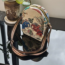 成人帽;耳环;女士单肩包