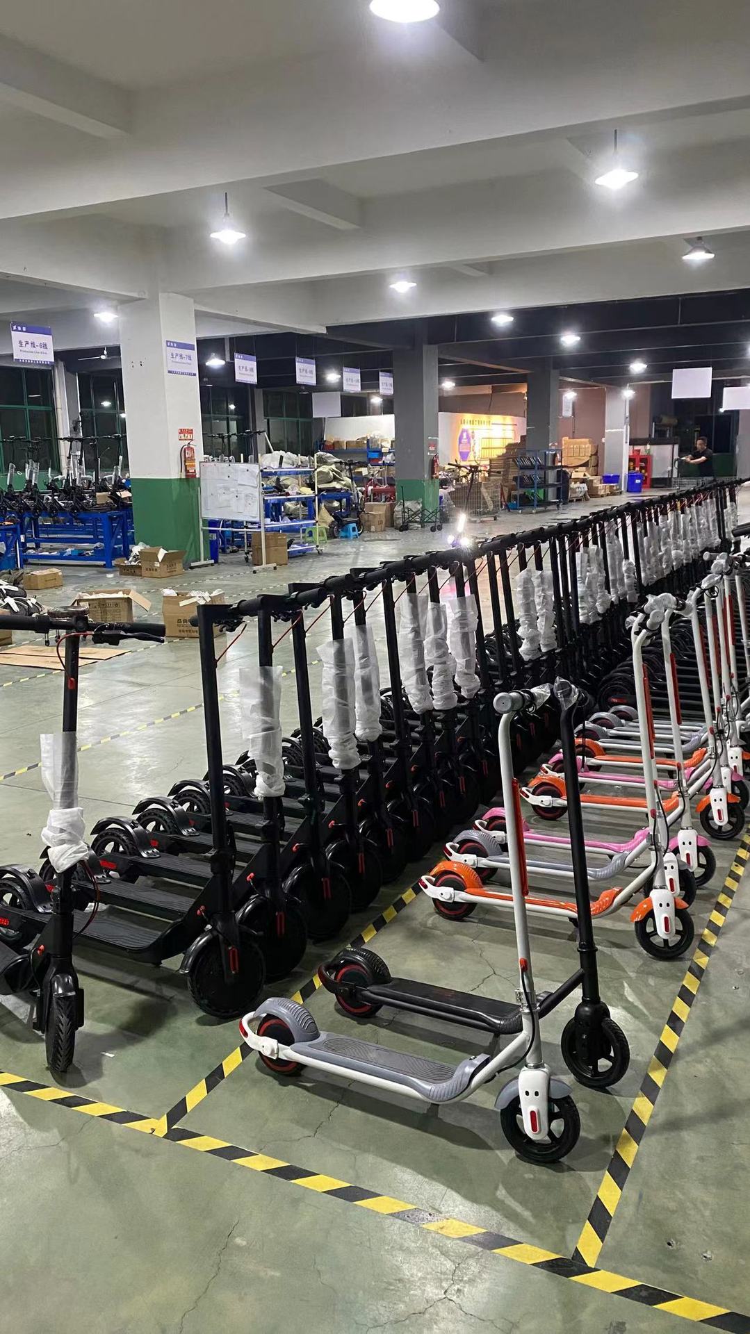 F10 electric scooers 8.5寸成人电动滑