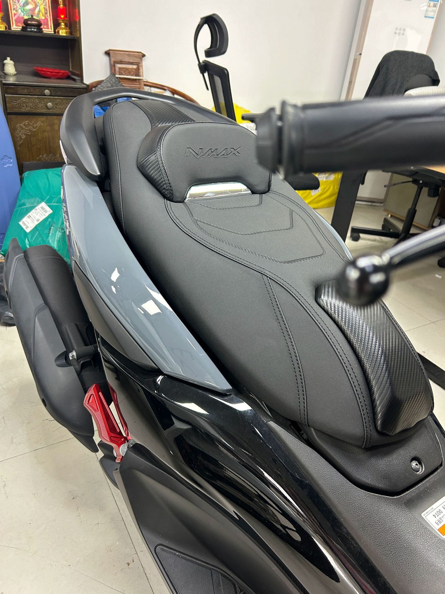 Suitable for 20-24 Models of Yamaha Nmax155 Modified Indonesian Version, Lowering the Seat Cushion and Heightening the Lumbar Support Seat Pad