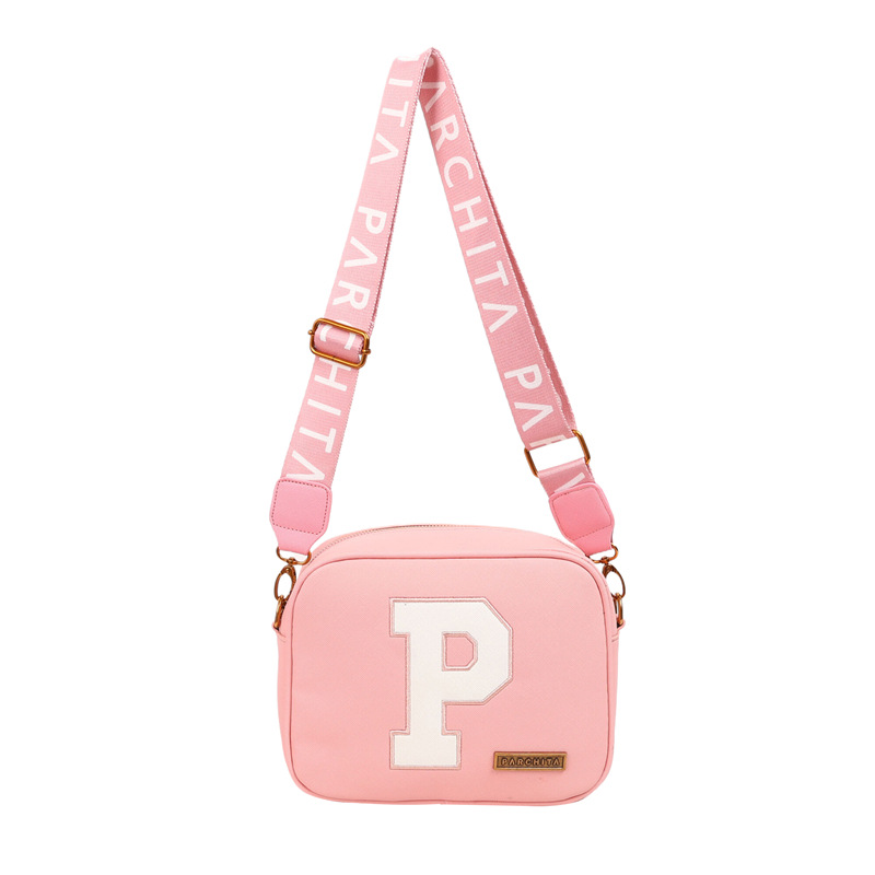 Bolsos transfronterizos 2024 nuevas tendencias de la moda europea y americana, letras pequeñas, bolsas cuadradas, costuras, bolsas de mensajero para mujer de todo fósforo