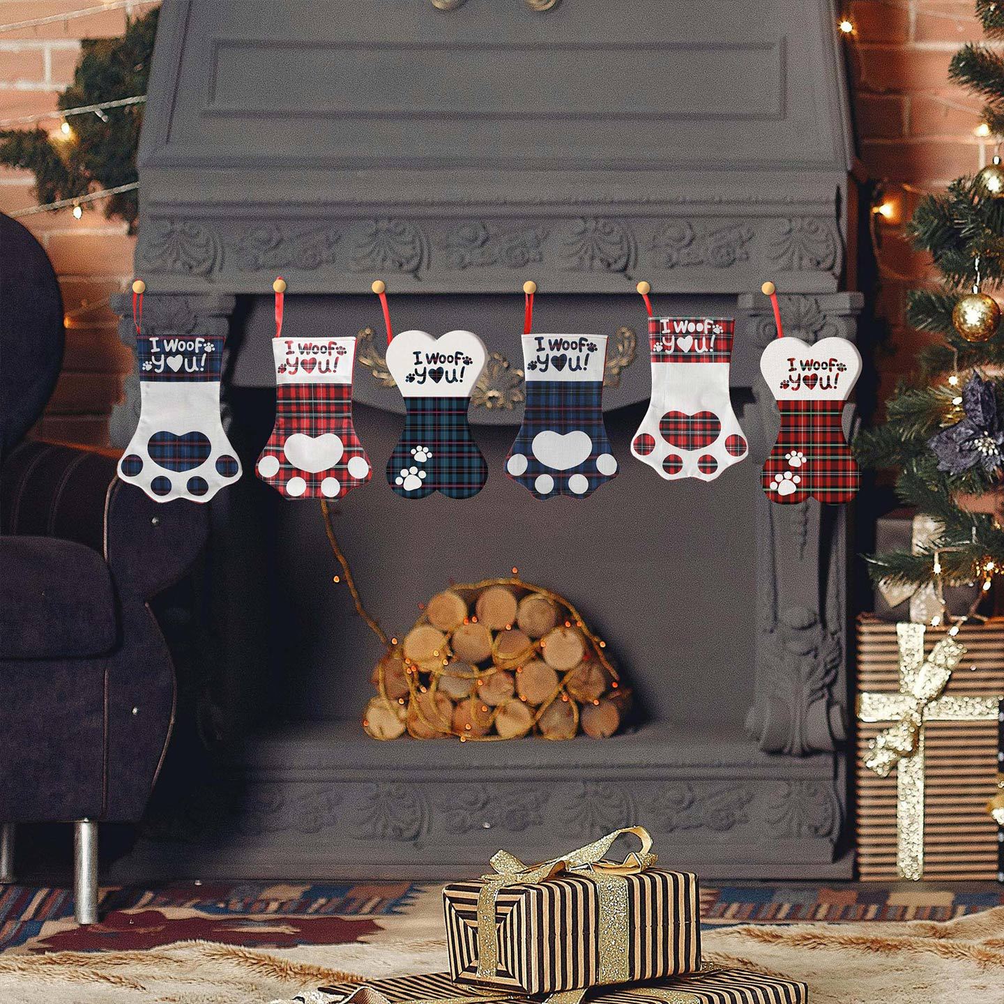 Cozy Plaid Christmas Stockings For Pets – Rustic Burlap Dog & Cat Fireplace Decor (6 Styles: Paw Print, Bone & Holiday Letters)_voghion.com
