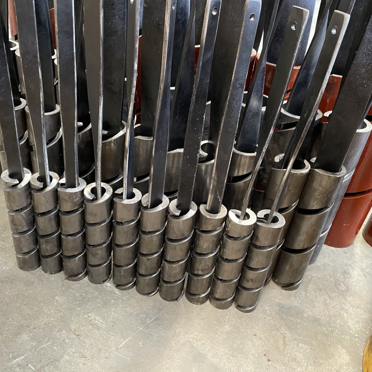 25mm-100mm双螺旋丝专用螺旋衬套筒刀板厂家供应 勾花网机械模具