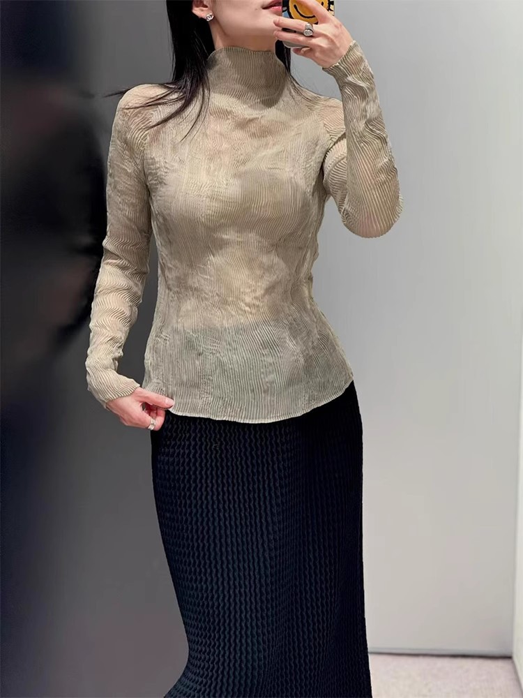 살구 긴소매