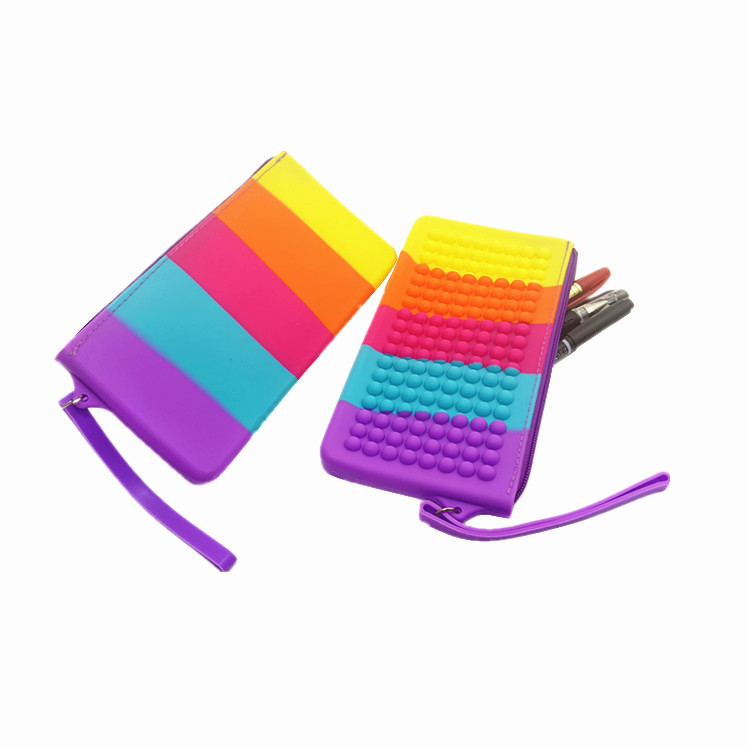 Bolsa de almacenamiento de silicona de gran capacidad de alto aspecto bolsa de cosméticos de cremallera multifuncional portátil cuadrada con impresión de logotipo