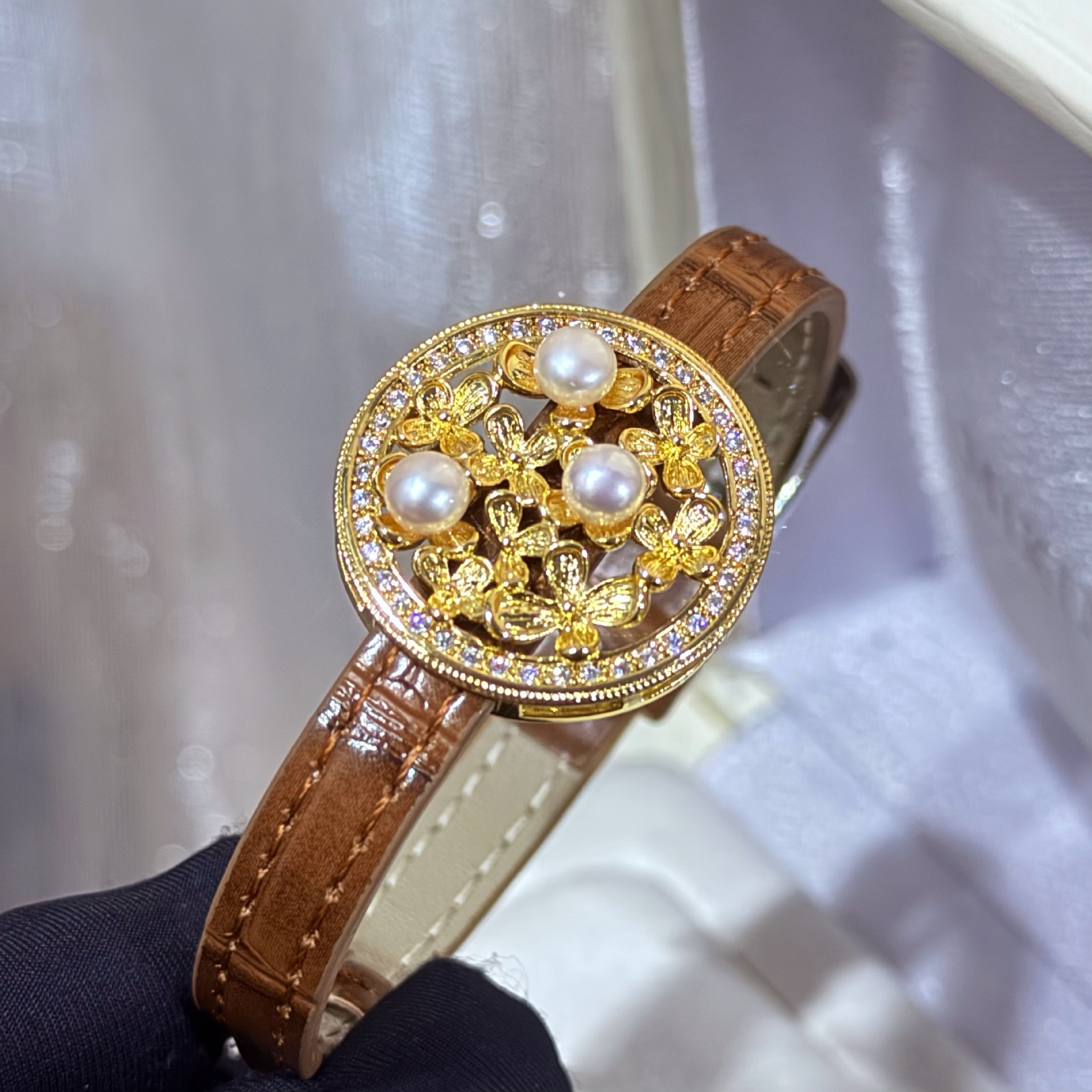 ������ѧ���Ž����Ȼ��ˮ������װ�����ֱ���������ʱ������