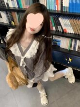 灰色v领蕾丝蝴蝶结针织开衫女春秋娃娃领镂空毛衣外套学院风上衣