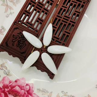 10*30mm凸面水滴直孔贝壳 diy饰品耳环项链发簪配件服装配饰材料