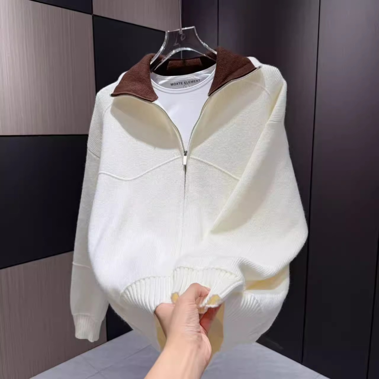 Solid Color Winter Fashion Commuter Sweater Design Sense Lapel Cardigan Zipper Casual Men's Long Sleeve Knitwear Jacket