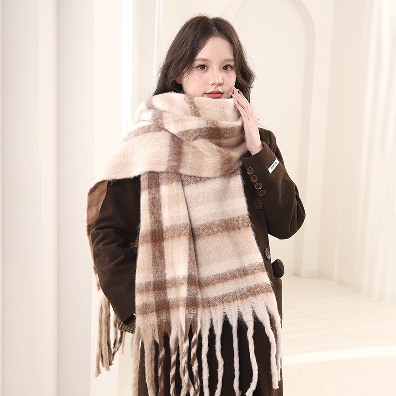 2024 autunno inverno nuova atmosfera sciarpa spessa in mohair, calore di alta qualità, cappotto versatile da uomo e da donna con strisce_voghion.com