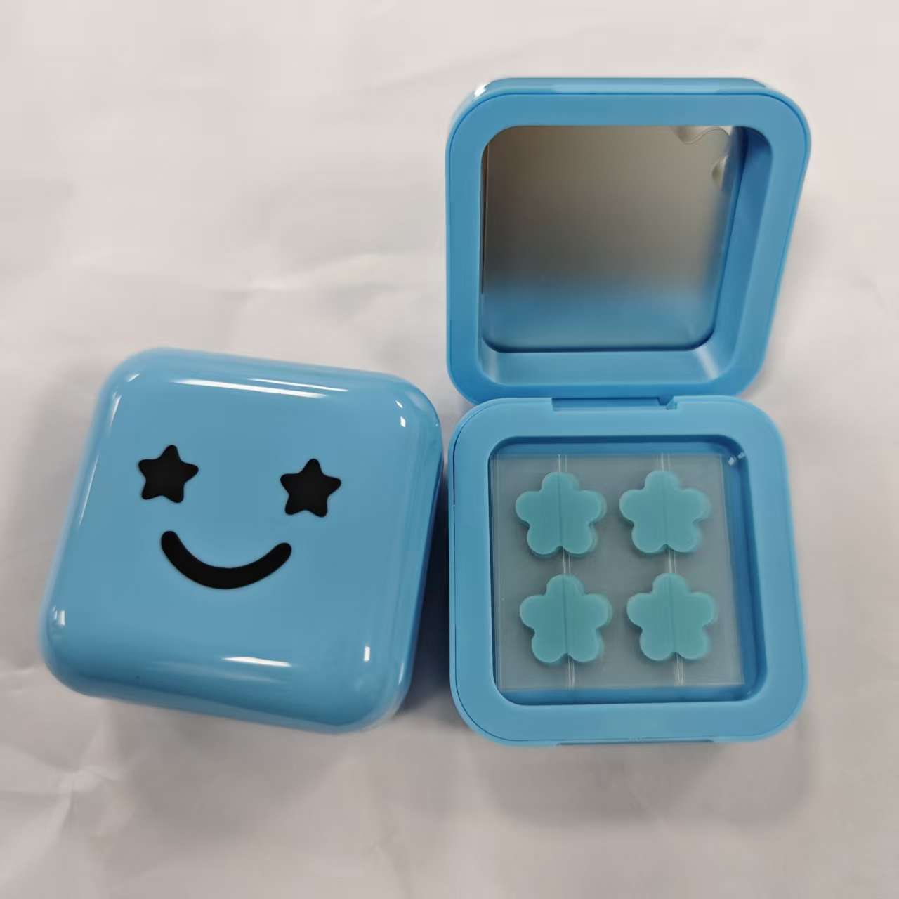 파란색 스마일 거울 케이스 + 꽃 모양 하이드로콜로이드 여드름 패치 32개입