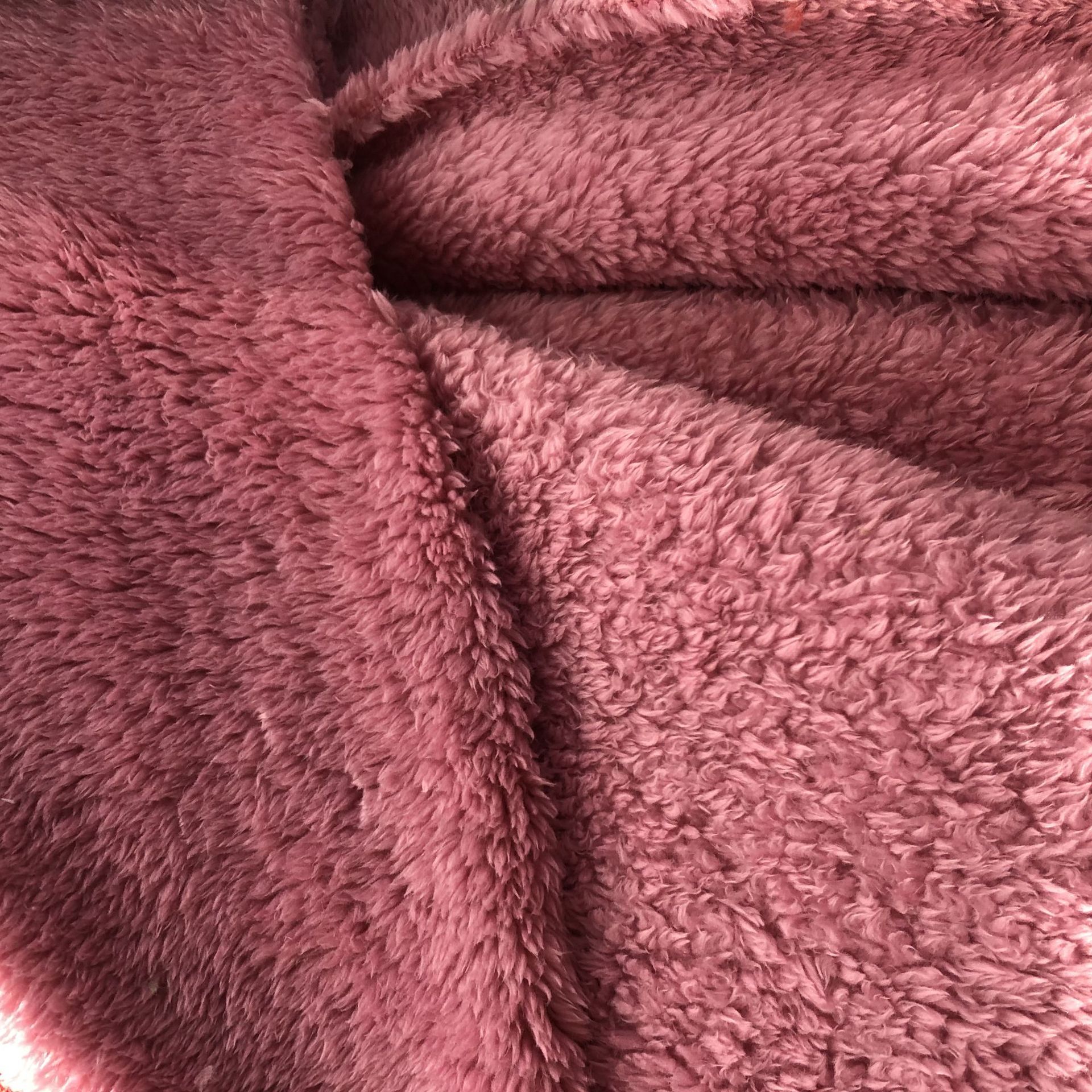 Inventario 320g grueso de doble cara tela de pijama de terciopelo ártico otoño invierno calentamiento juguetes tela de ropa de peluche larga